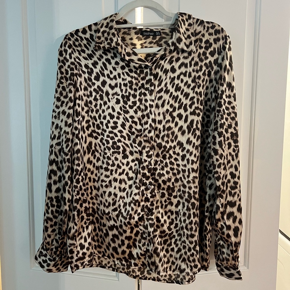 LEOPARD / CHEETAH BUTTON DOWN